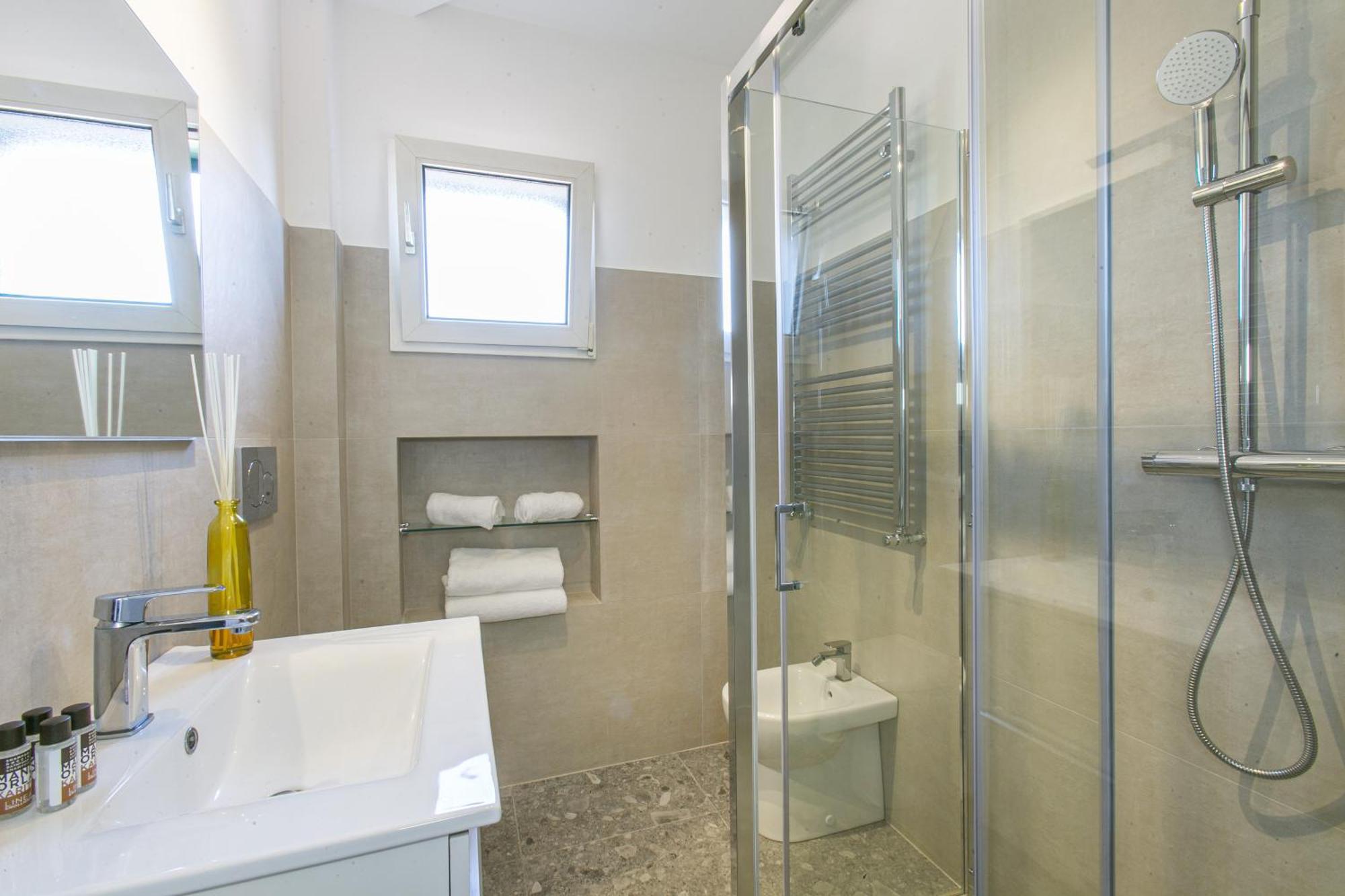Attico Moderno Con Terrazza Vicino La Metro B Apartamento Roma